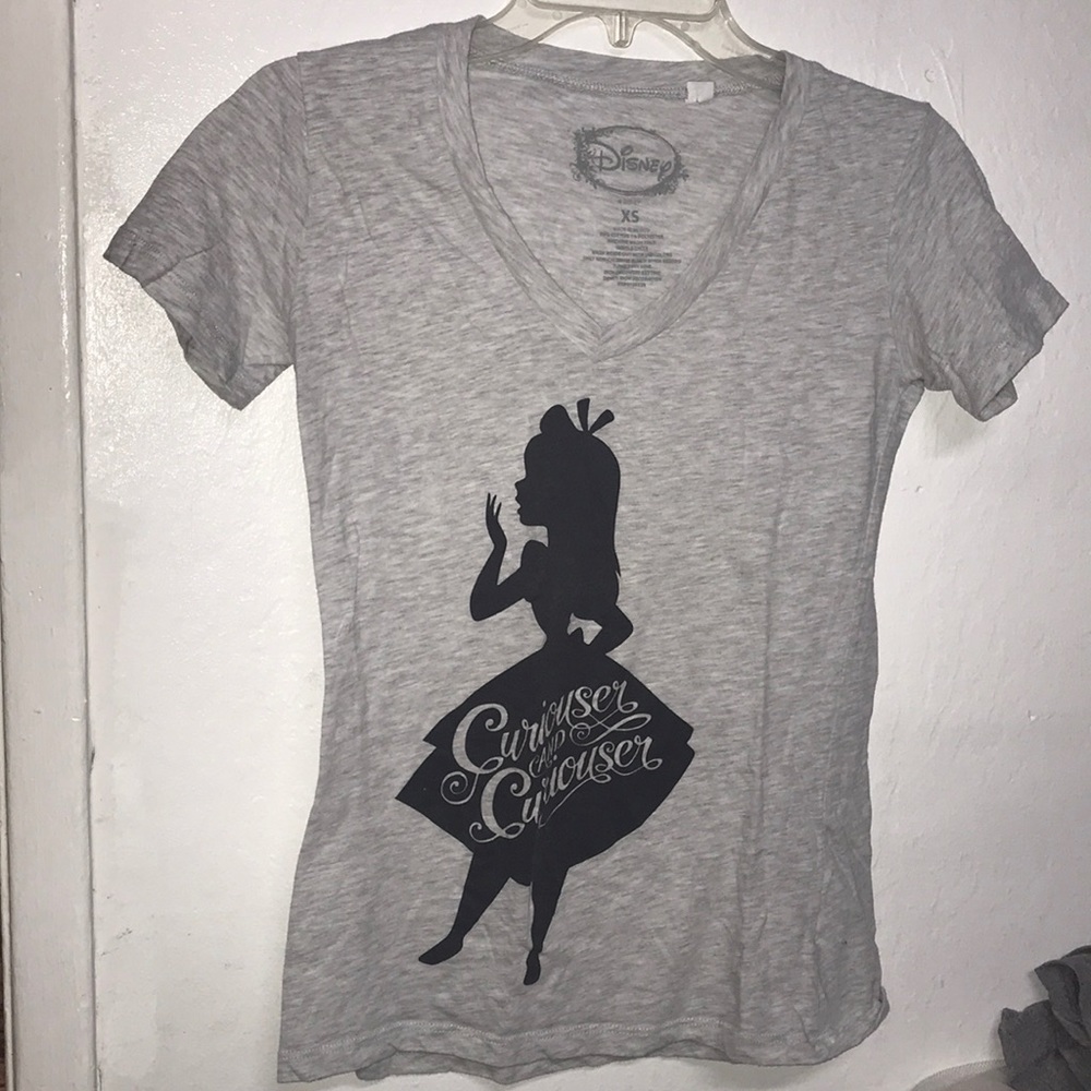 “curious and curiouser” v-neck